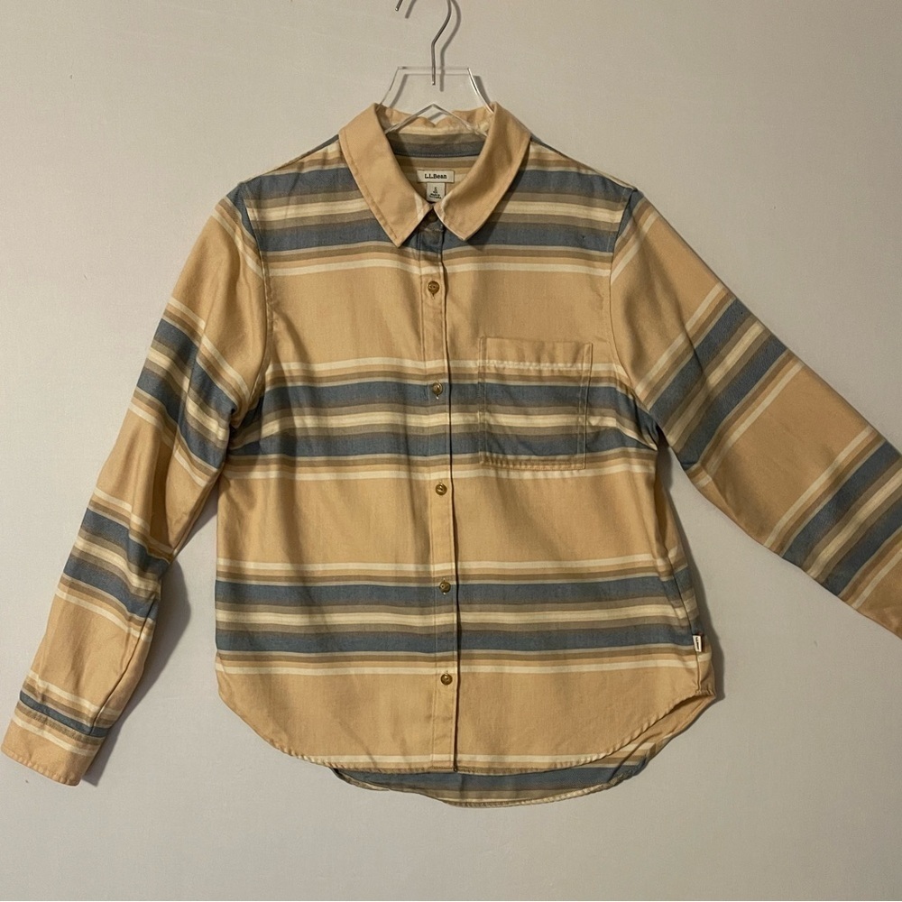 L.L.‎ Bean Women’s Feather-Soft Twill Shirt Serape Stripe Small